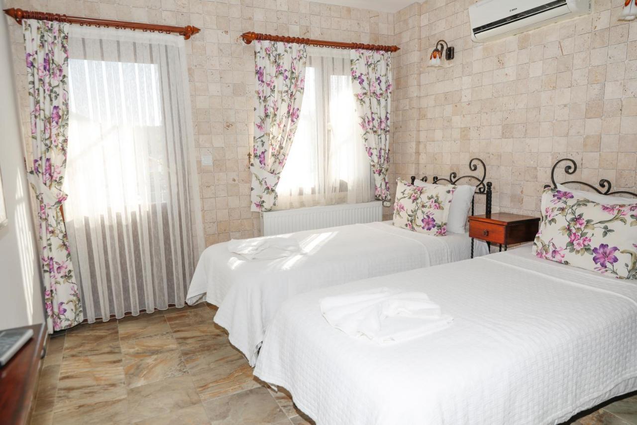 Villa Lotus Butik Otel Seferihisar Bagian luar foto